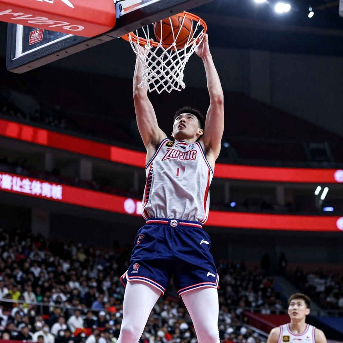 Cedi Osman and the Early Fire: A 31-Point Poem in Thessaloniki Cedi Osman and the Early Fire: A 31-Point Poem in Thessaloniki
