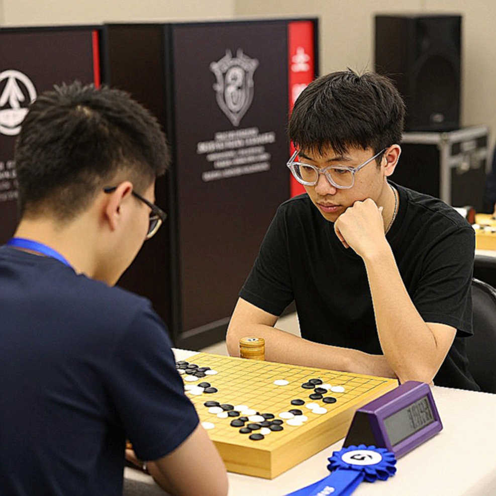 Vua trở lại: Carlsen và bài toán lịch thi đấu khắc nghiệt tại Global Chess League 2026