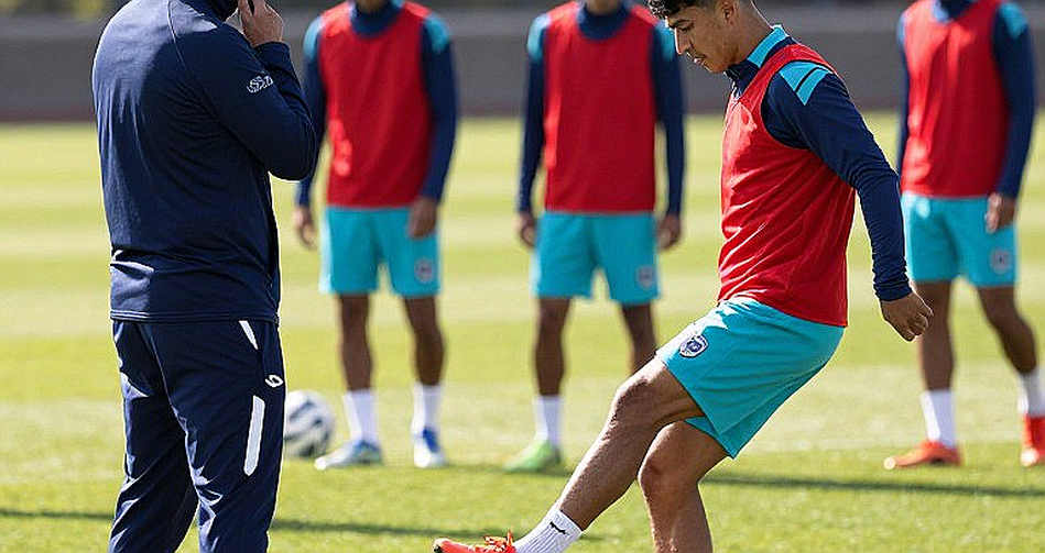 Tám trận Clásico không thắng của América: Vết nứt nằm ngoài băng ghế huấn luyện